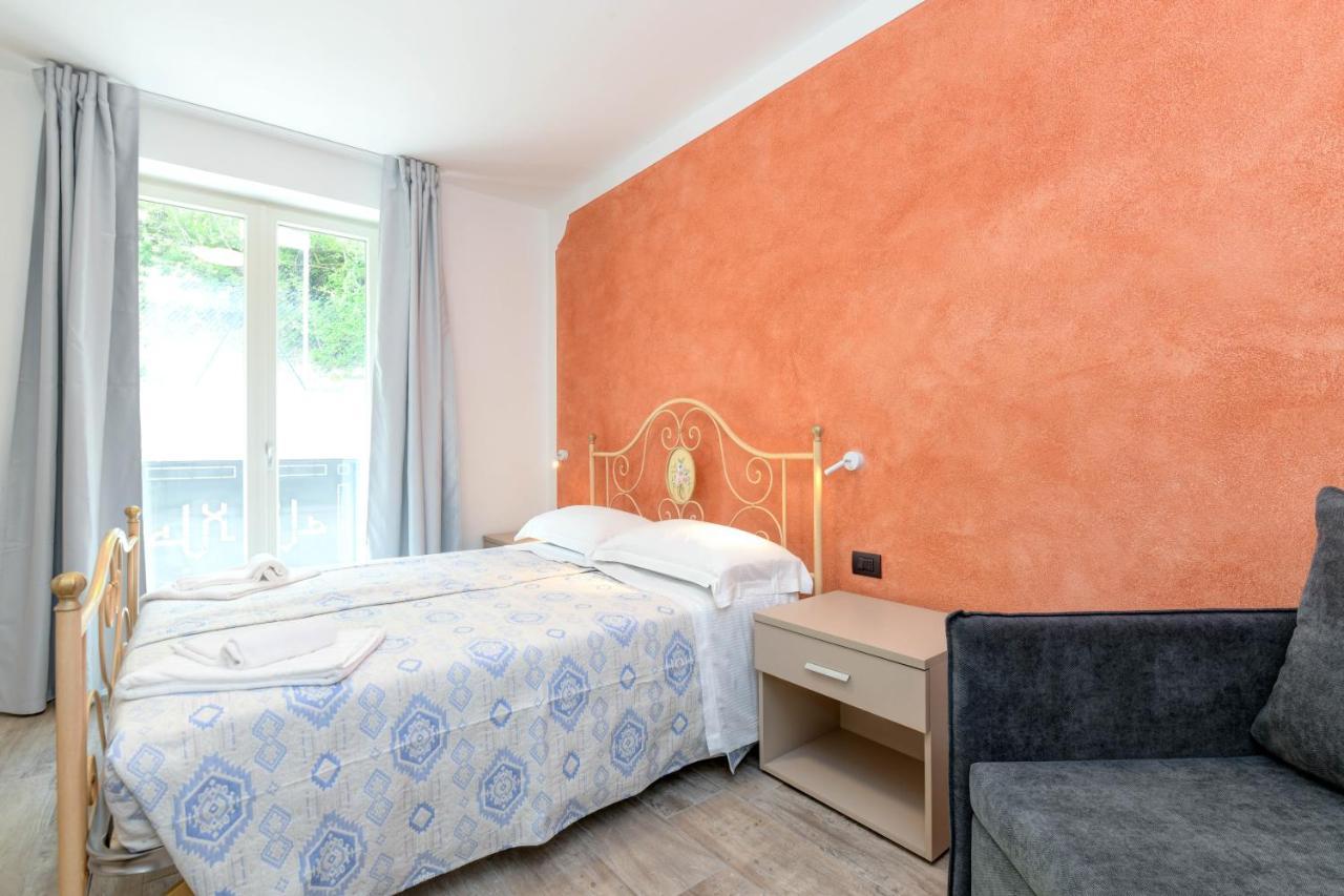 Borgo Ermanno Aparthotel Tignale Exterior photo